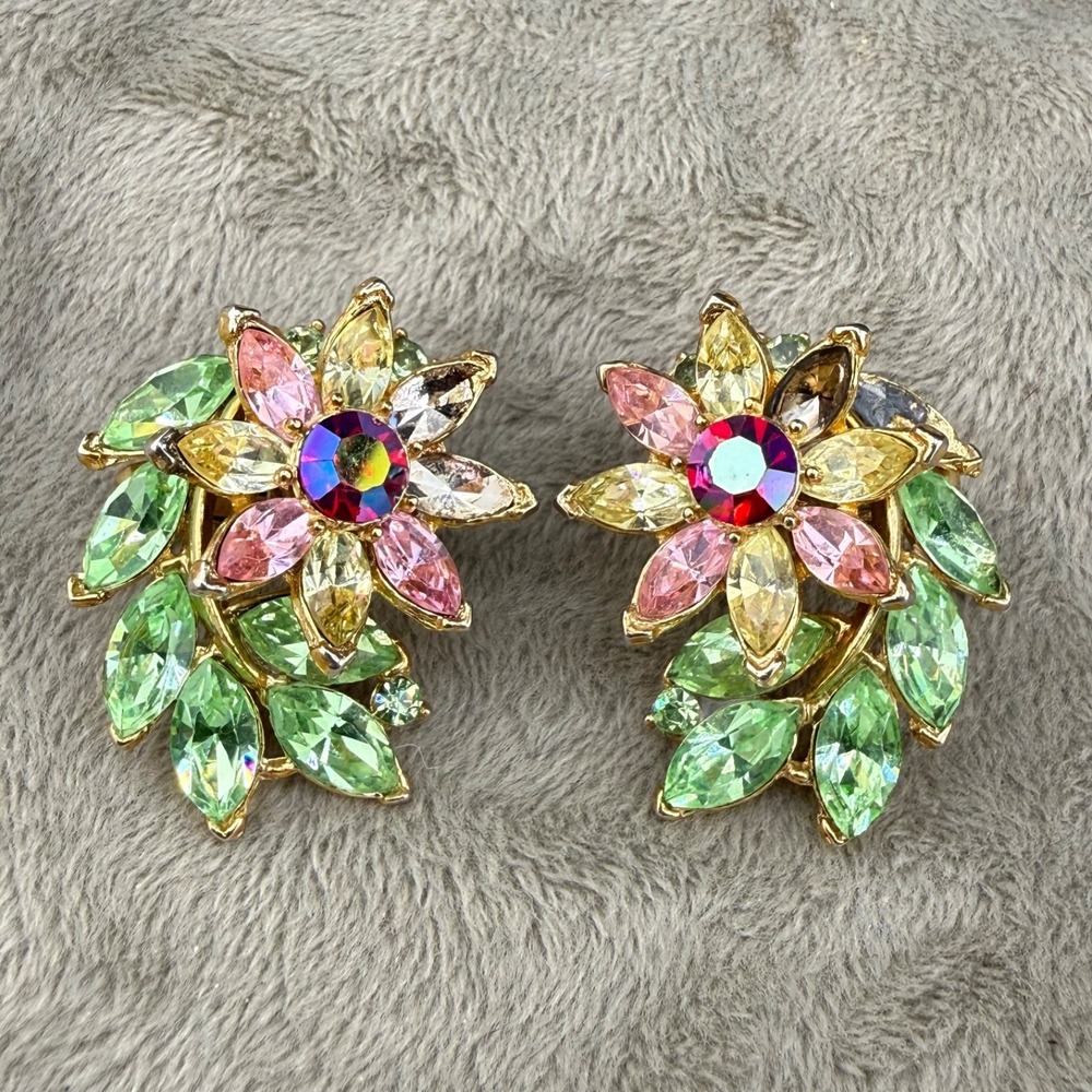 Vintage Trifari Rhinestone‎ Earrings Fruit Salad Gold Tone Flowers READ